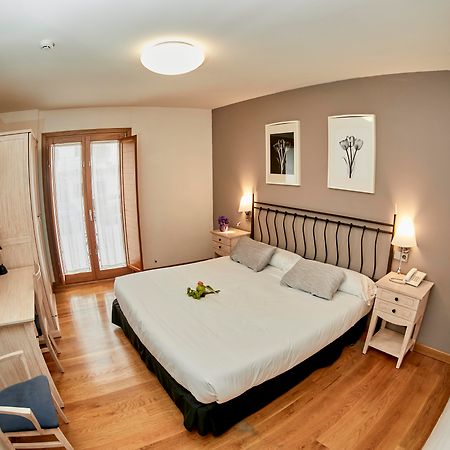 Hotel Casa Azcona Zizur Mayor Ngoại thất bức ảnh