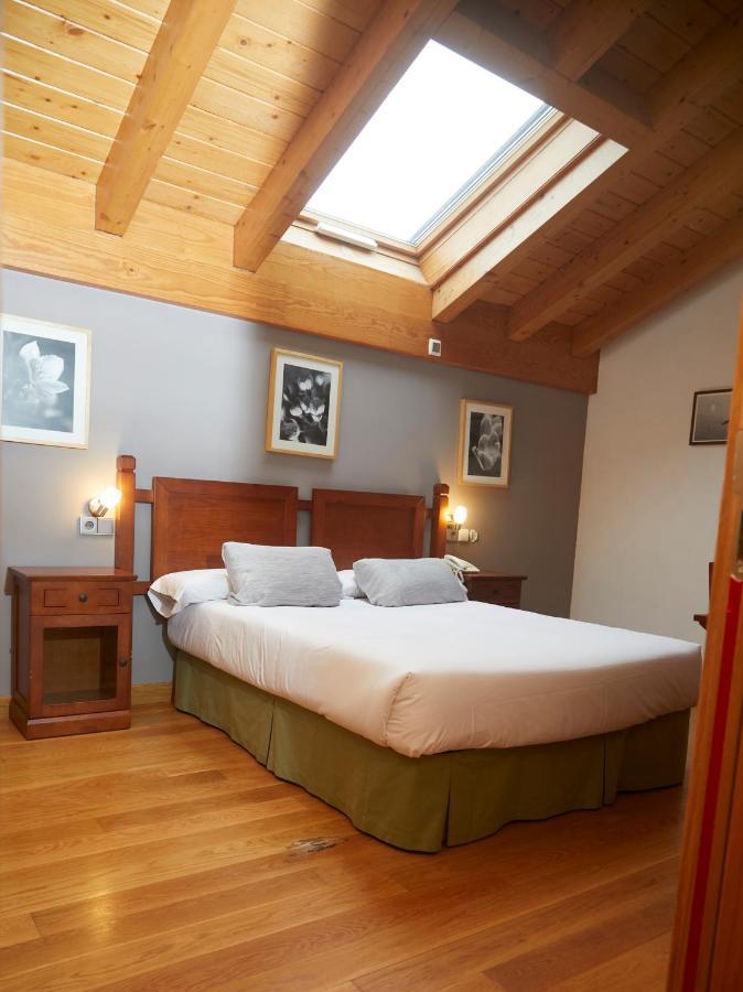 Hotel Casa Azcona Zizur Mayor Ngoại thất bức ảnh