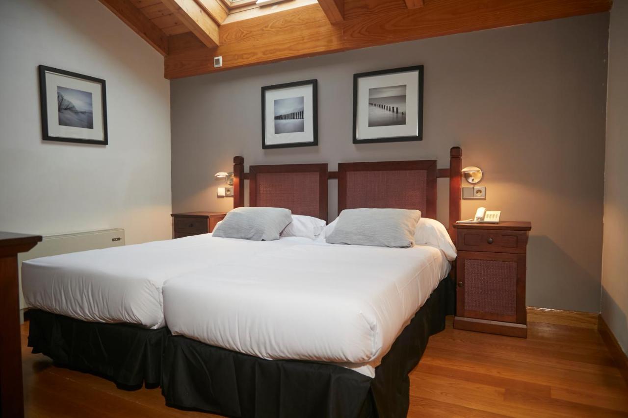 Hotel Casa Azcona Zizur Mayor Ngoại thất bức ảnh