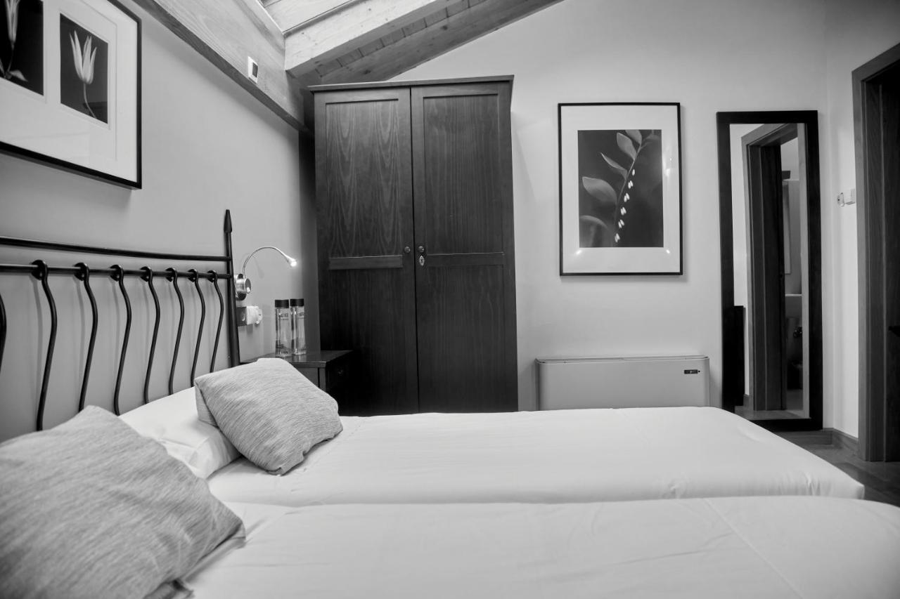 Hotel Casa Azcona Zizur Mayor Ngoại thất bức ảnh