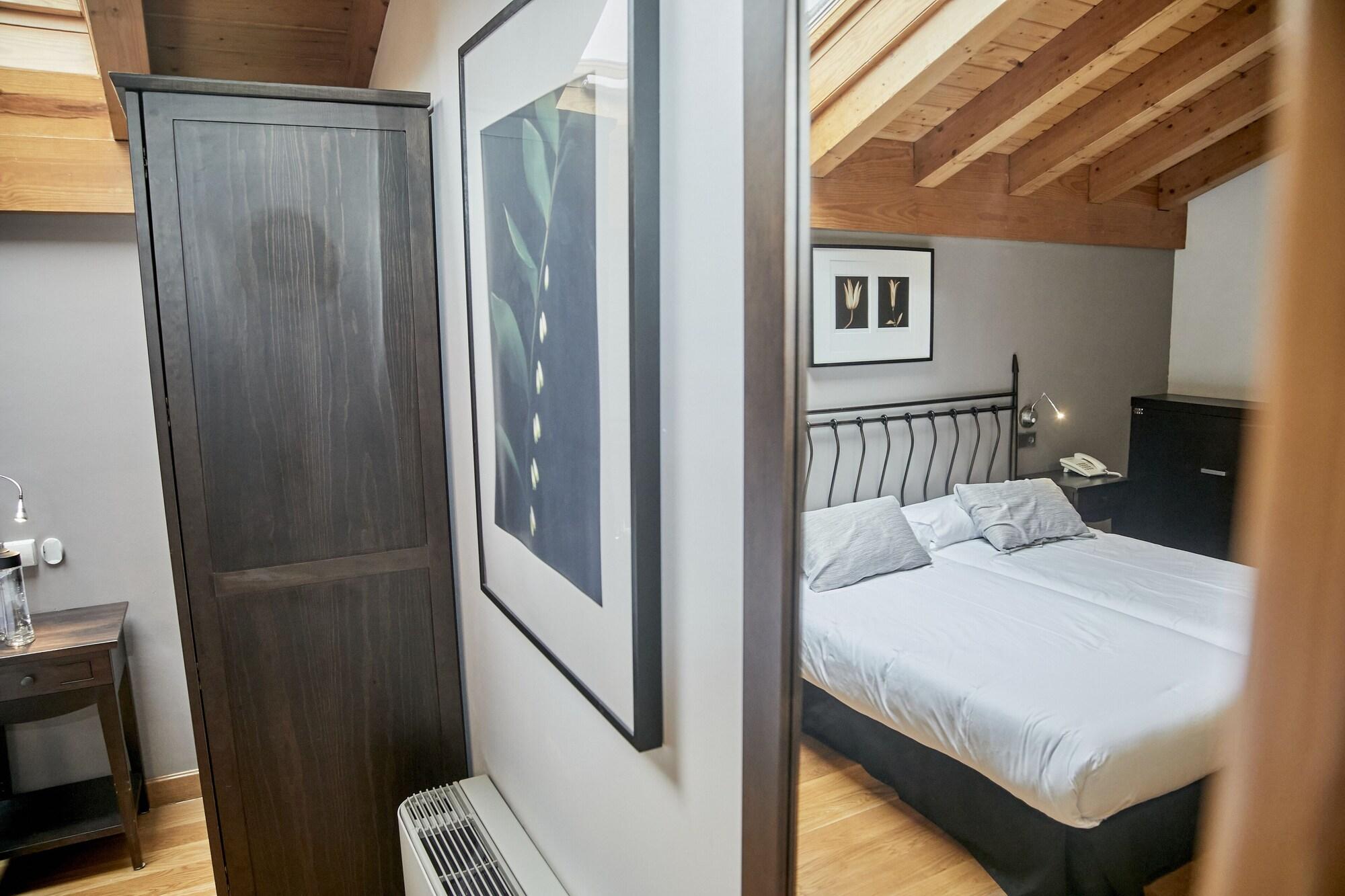 Hotel Casa Azcona Zizur Mayor Ngoại thất bức ảnh