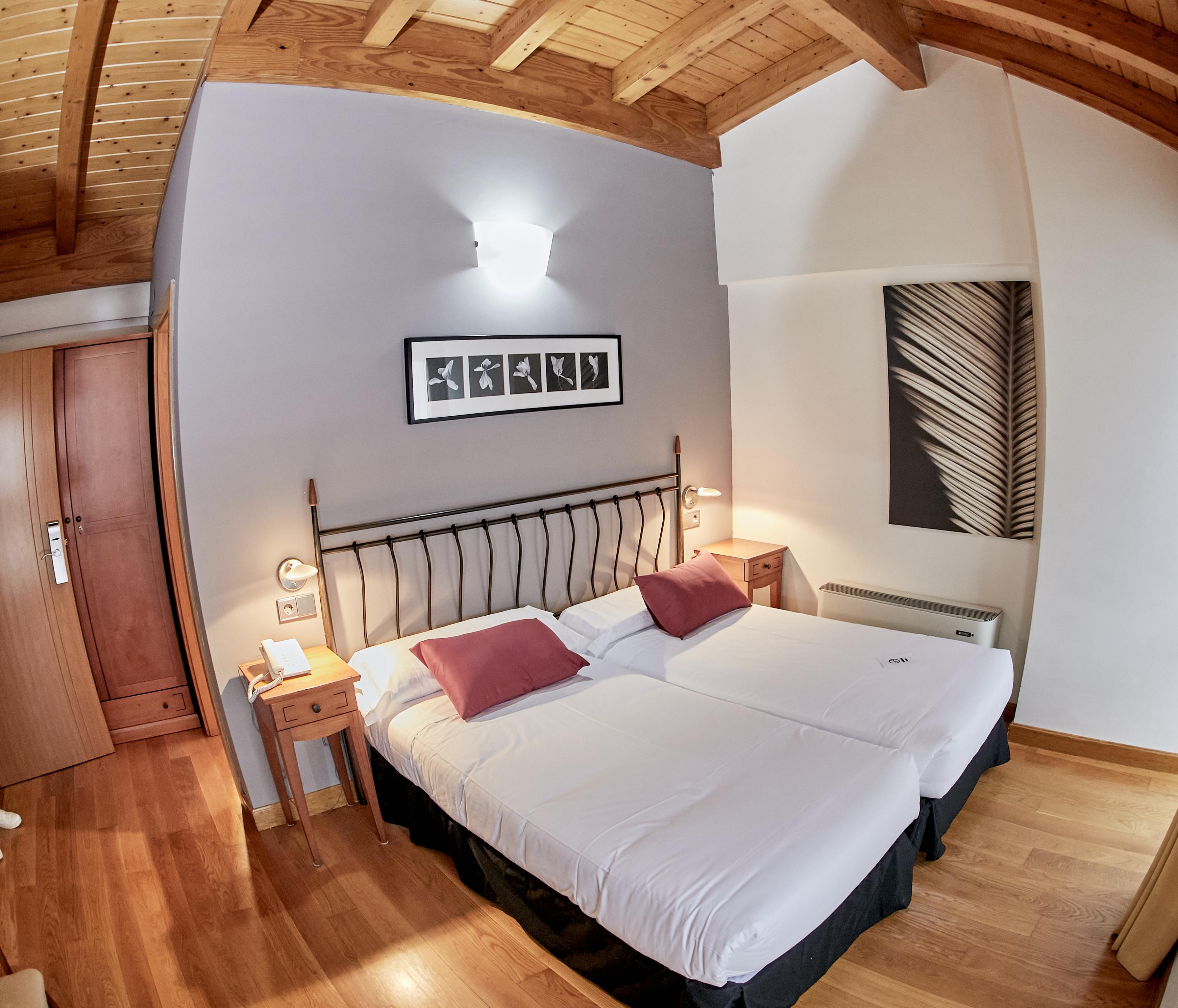 Hotel Casa Azcona Zizur Mayor Ngoại thất bức ảnh